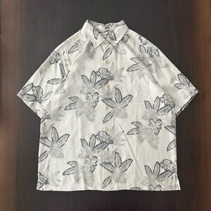 Tommy Bahama White Short-Sleeve Floral Button-Down Shirt